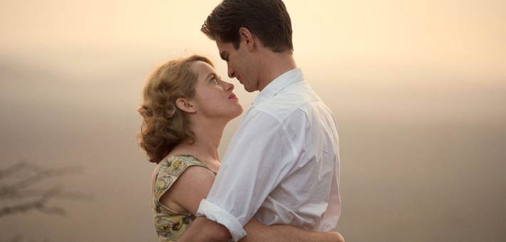 أندرو جارفيلد وكلير فوي