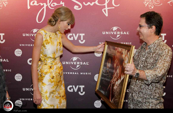 تايلور سويفت