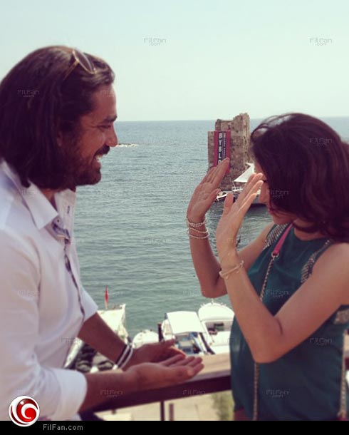 سونجول مع كرارة في لقطة من المسلسل