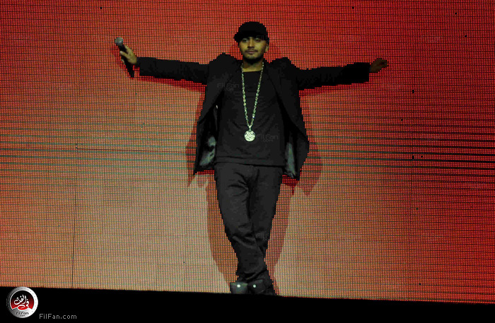 تامر حسني يطرح &quot;عالم صغير&quot; في رأس السنة