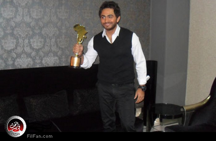 تامر حسني في كواليس البرنامج