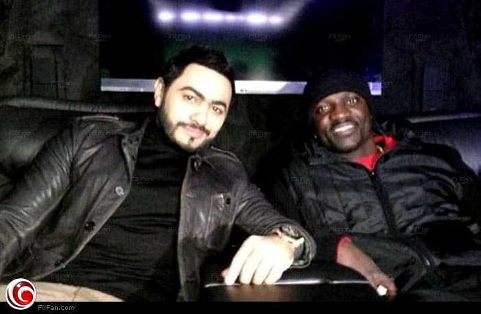 تامر حسني وإكون أثناء التحضير للأغنية