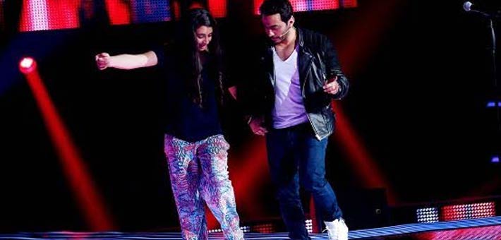 تامر حسني يتعلم الدبكة