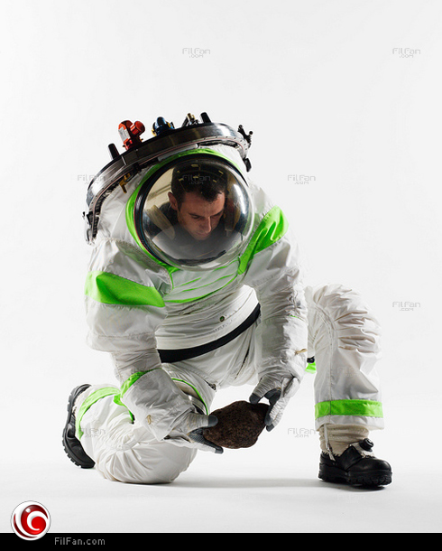 صورة للبدلة الجديدة