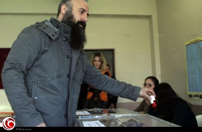 هاليت أرجنتيش يدلي بصوته