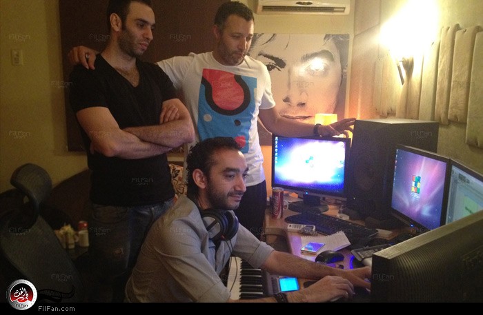 فريق واما أثناء العمل