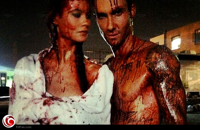 آدم ليفين مع بيهاتي برينسلو في موقع تصوير الكليب