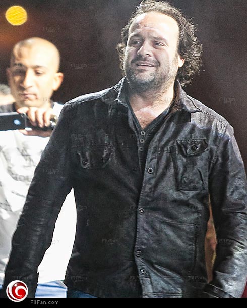 عادل حقي في حفل عمرودياب بالعين السخنة ٢٠١١