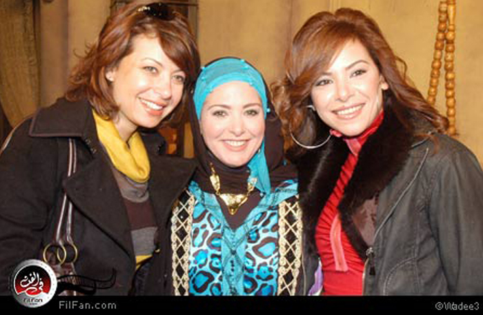 صابرين أثناء الاحتفال بالبدء في تصوير &quot;العمدة هانم&quot;