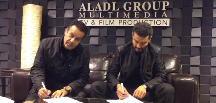 خالد النبوي وجمال العدل أثناء توقيع العقد