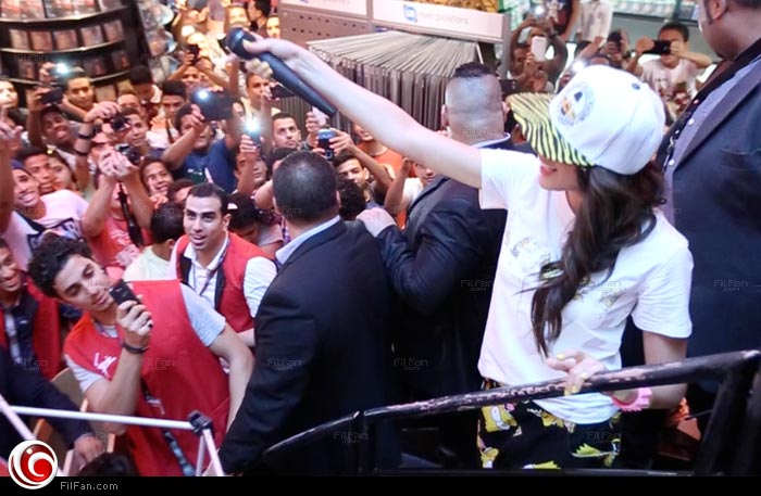 ساندي في حفل توقيع ألبومها &quot;حلوة جدا&quot;