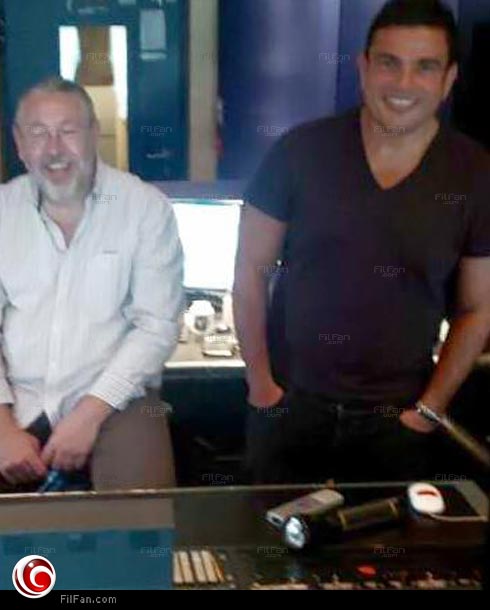 عمرو دياب في الاستديو منذ قليل