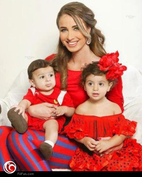 أنابيلا وابنيها