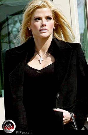 آنا نيكول سميث