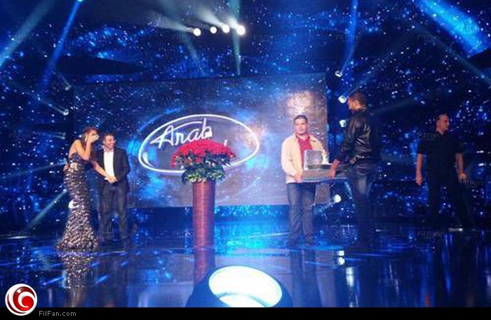 مفاجأة أنابيلا على المسرح