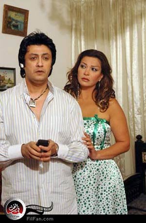 جيهان قمري وسامح يسري في مشهد من فيلم عرش الشيطان