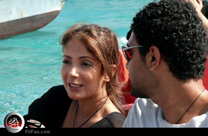 أسوار القمر