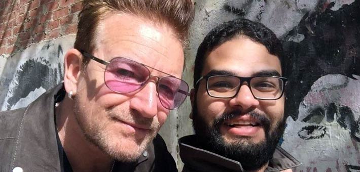 بونو في شوارع القاهرة