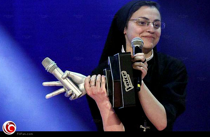 الراهبة كريستينا تفوز بلقب "The Voice"