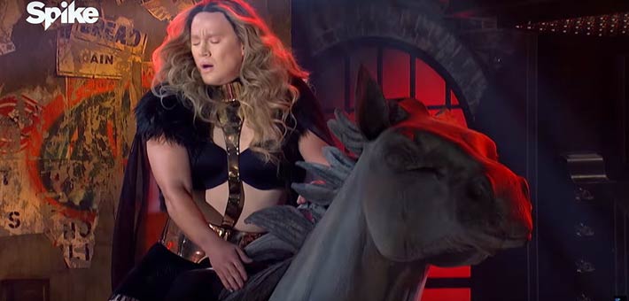 تشانينج تيتوم يقلد بيونسيه