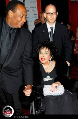 إليزابيث تايلور ومدير أعمال الفنانين جيسون وينترز