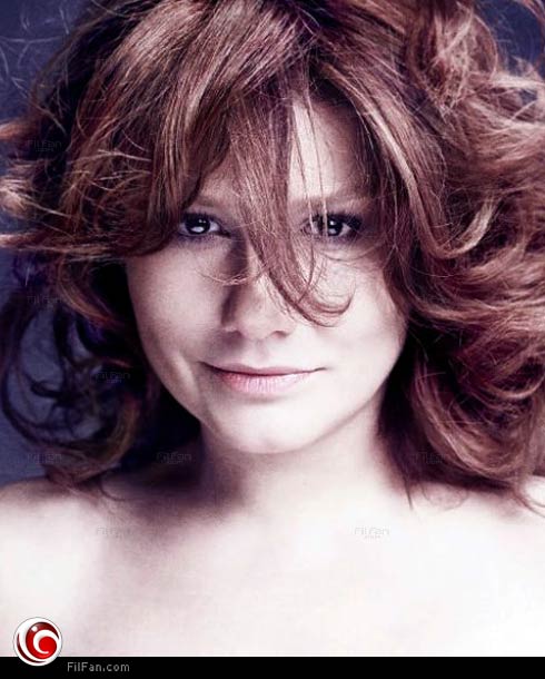 مطربة البوب التركية دينيز سيكي