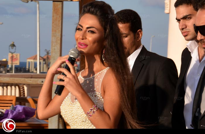 دوللي في حفل الزفاف