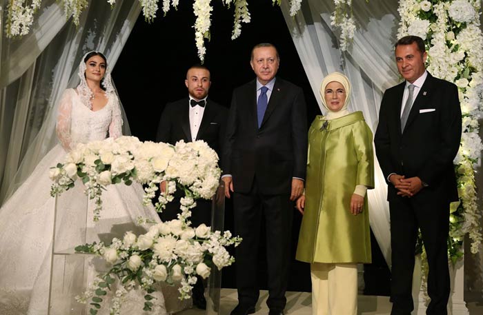 حفل زفاف إسراء بيلجيتش بحضور الرئيس التركي وحرمه