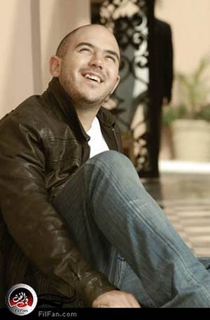 الملصق الدعائي لألبوم "طول ما انتي جنبي"