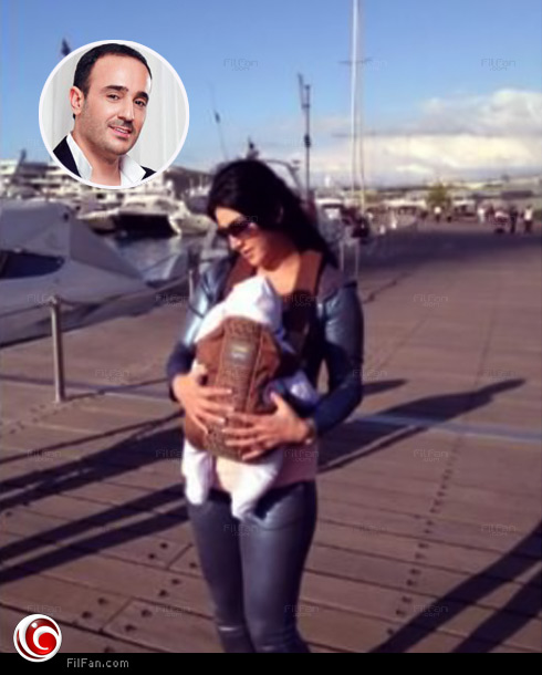 زوجة صابر الرباعي وابنها