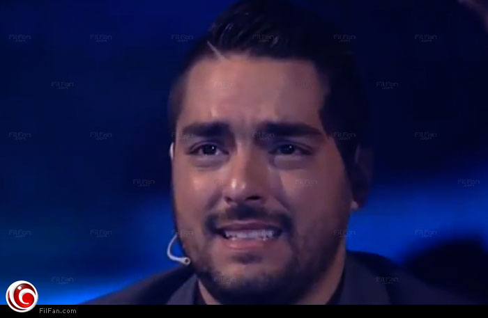 بكاء حسن الشافعي بسبب أغاني احمد جمال الوطنية