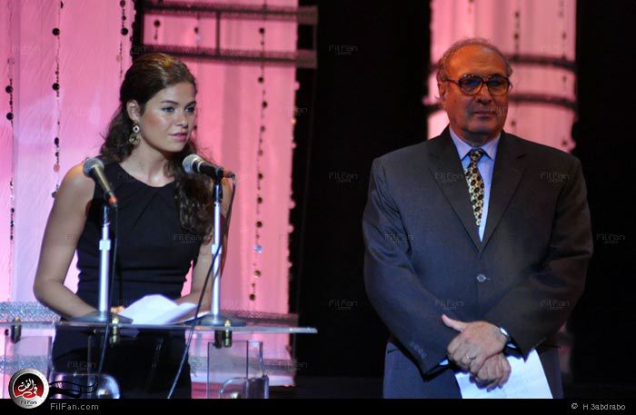 يسرا اللوزي أثناء الحفل