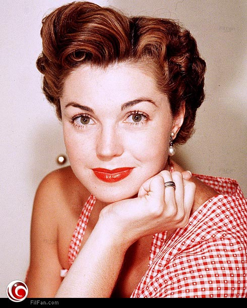 استير توفيت عن 91 عاما