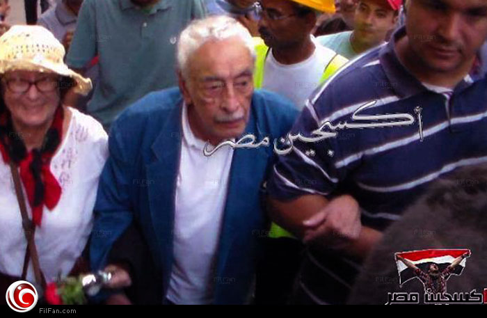 جميل راتب أثناء مشاركته في ثورة 30 يونيو