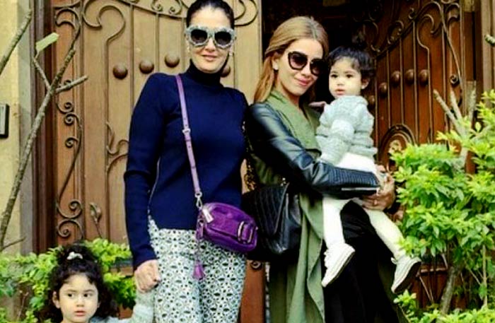 غادة عبد الرازق مع ابنتها وأحفادها