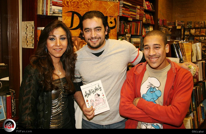 حنان فوزي تطرح كتاب &quot;يا حلاوة المولد&quot; في حضور نجوم الفن والإعلام