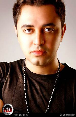 المطرب الشاب حاتم فهمي