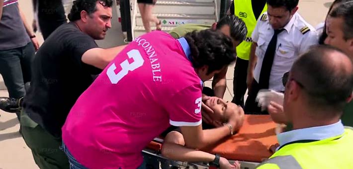 هاني رمزي وعصام الحضري يحاولون إفاقة محمد زيدان بعد مقلب &quot;هبوط اضطراري&quot;