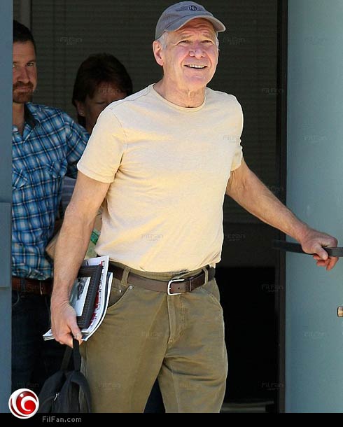 هاريسون فورد بعد تعافيه من حادث سقوط طائرته وتهشمها قبل 3 أشهر