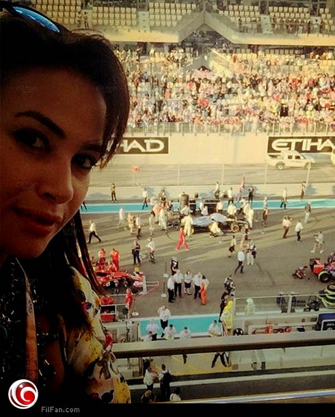 هند صبري في ساحة سباق &quot;فورمولا وان&quot;