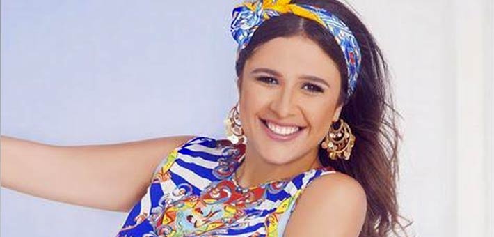 ياسمين عبد العزيز