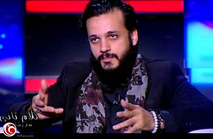 المغني الشاب إيساف