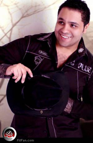 الفنان الشاب إسلام محيي