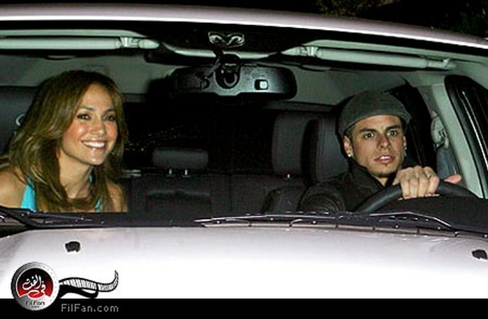 جينيفر وصديقها