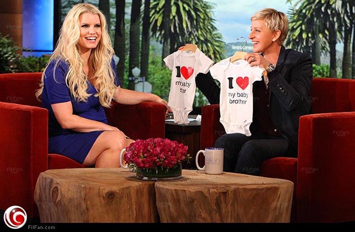 جيسيكا سيمبسون مع ألين ديجينيريز 