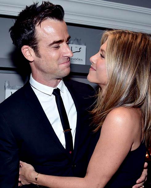 أنستون وثيرو