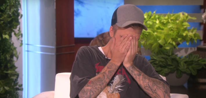 جستن بيبر محرج من إلين ديجينيريس