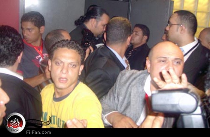 الصورة لا تحتاج تعليق وتصف حالة الفوضى