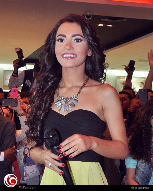 كارمن سليمان في حفل إطلاق أول ألبوماتها الغنائية &quot;أخباري&quot;