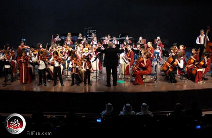 صورة من حفل افتتاح مهرجان دبي الدولي الخامس لموسيقى السلام